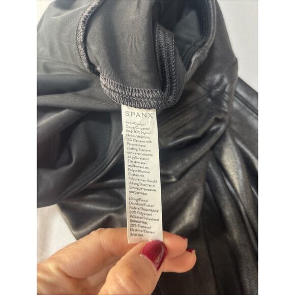 Spanx Women's Sm Black Leggings Sexy Soft Faux Leather Baddie Pinup Biker Moto - Picture 5 of 9